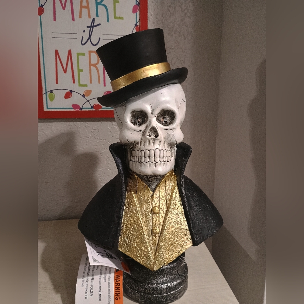 Skeleton Bust with Top Hat and Gold Accents